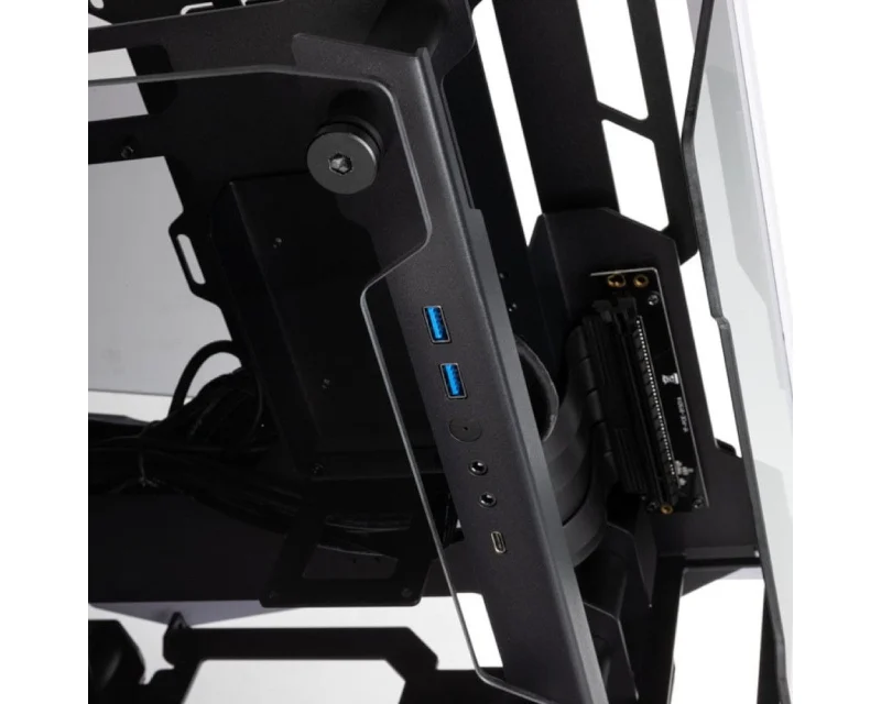 ANTEC Striker kućište