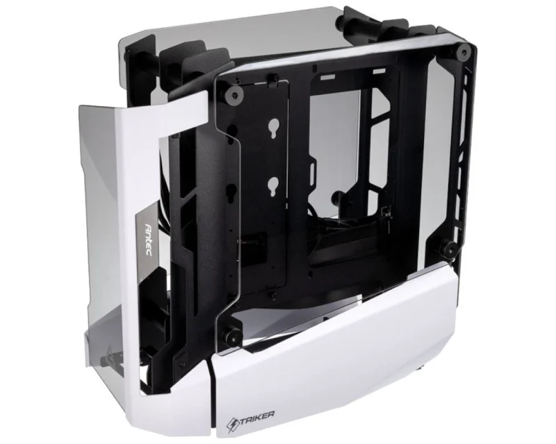 ANTEC Striker kućište