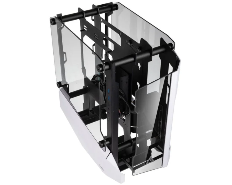 ANTEC Striker kućište
