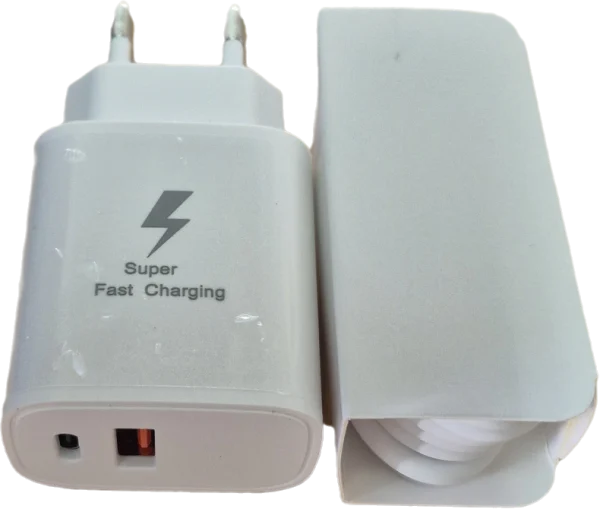 NPA-AC44 ** Gembird QC3.0 brzi punjac USB-A+ USB-C, + kabl USB-C, 25W DC 5V/3A ili 9V/2,77A (679)