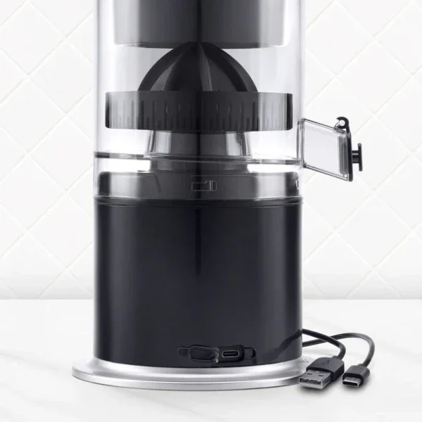 Cediljka za citruse Ufesa Squeeze&Go/punjivi/45W/crna