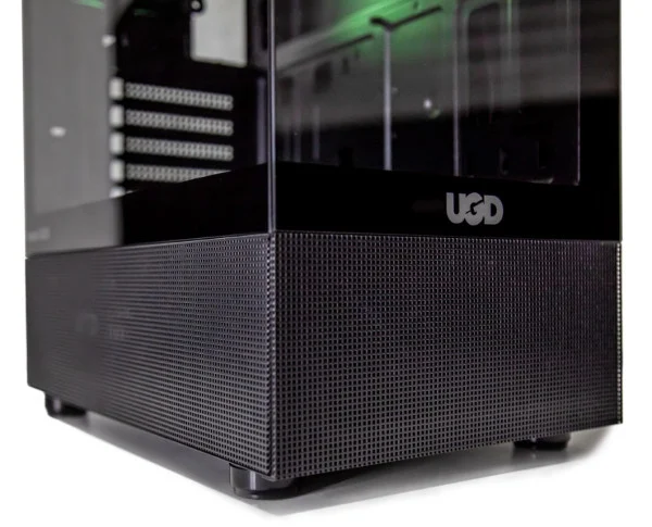Kuciste Fusion 3333 ATX, staklena prednja i bocna strana, ugradjen 1x ARGB kuler, Crno